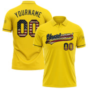 Camisa pólo de golfe vapor de desempenho amarelo vintage amarelo personalizado com bandeira dos EUA