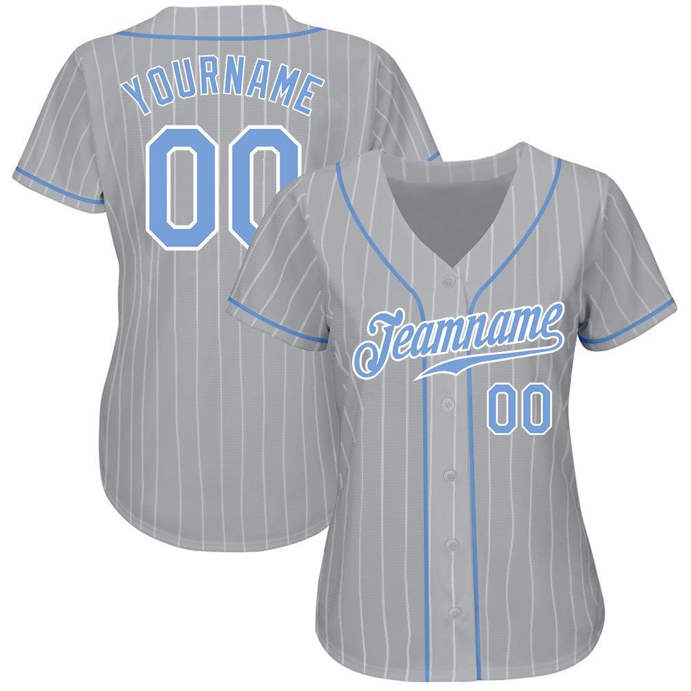 Maßgeschneidertes authentisches Baseball-Trikot mit grau-weißen Nadelstreifen und hellblau-weißen Streifen