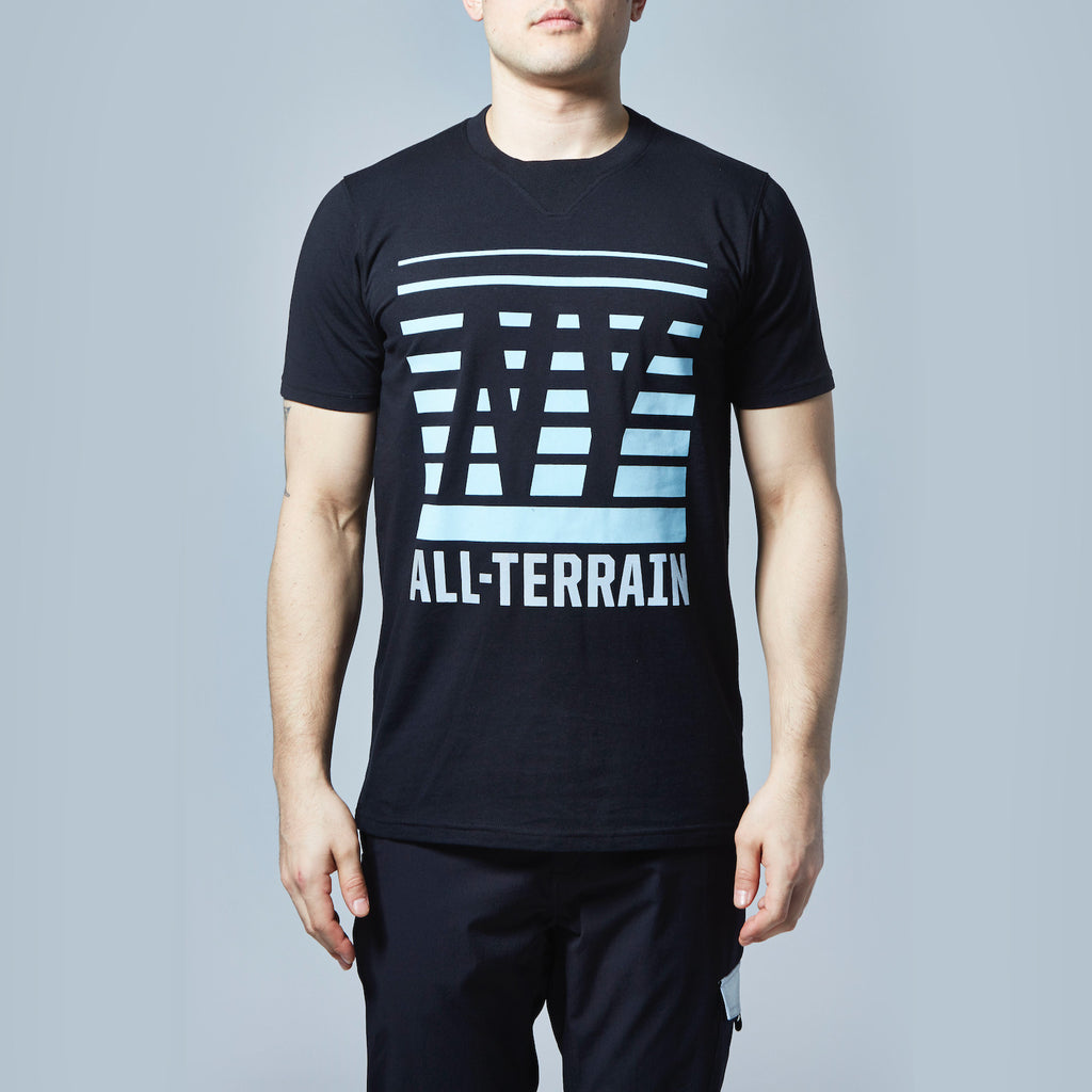 ICNY SPORT All-Terrain Reflective T-Shirt (Black)