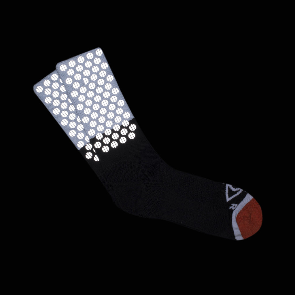 ICNY SPORT Block Split Dot Reflective Half Calf Socks (Black) – ICNY Sport